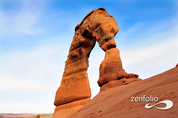 delicate arch sunrise.