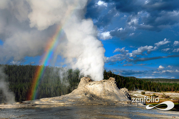 castle geyser rainbow,july 27th 2012