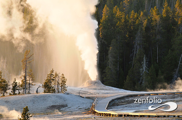 lion geyser eruption,2012.